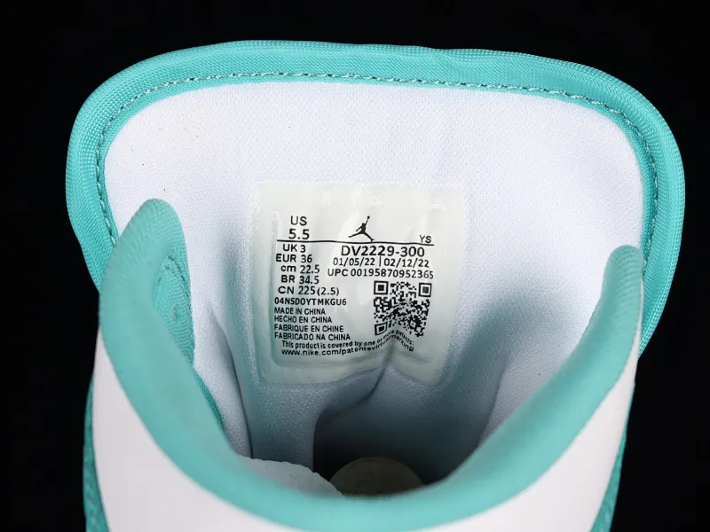 All categories Air Jordan Jordan series basketball shoes Air Jordan 1 Mid G version pure original Air Jordan 1 Mid SE "Marine Green" AJ1 Joe 1 white cyan Chinese basketball shoes DV2229-300